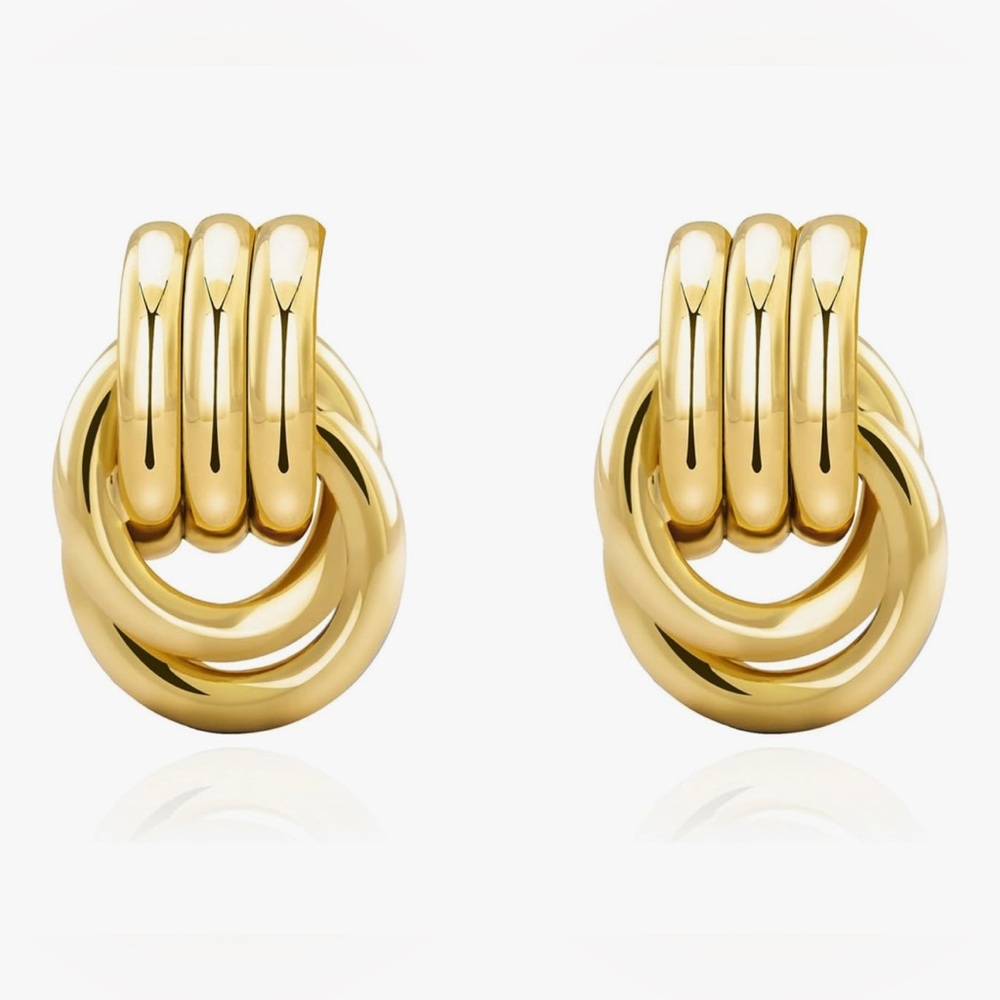 Gorgeous Nordstrom Heaven 18KT dip Knot Earrings